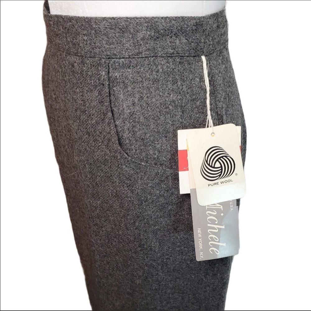 Pure Wool midi buttoned skirt - Picture 5 of 12